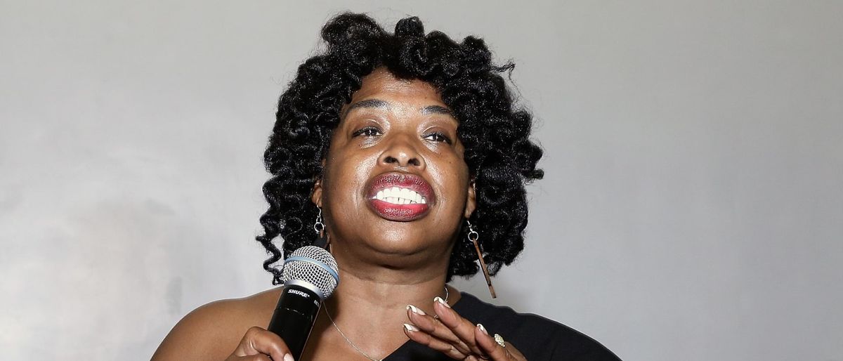 Adele Givens at Laugh Out Loud Comedy Club