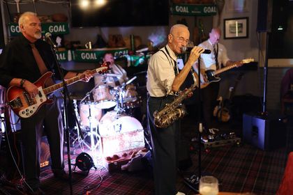 Phoenix Blues Band at the De Burgh Arms