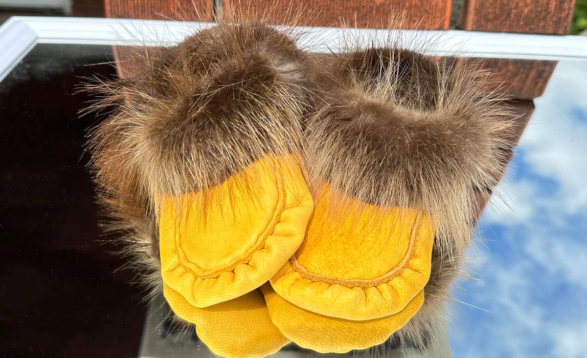 (SOLD OUT) Baby Moccasins Workshop with Colleen Nolan