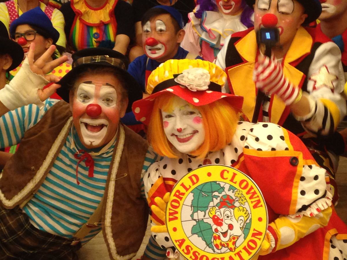 CLOWN CLASSES FOR GROWN UPS!!!