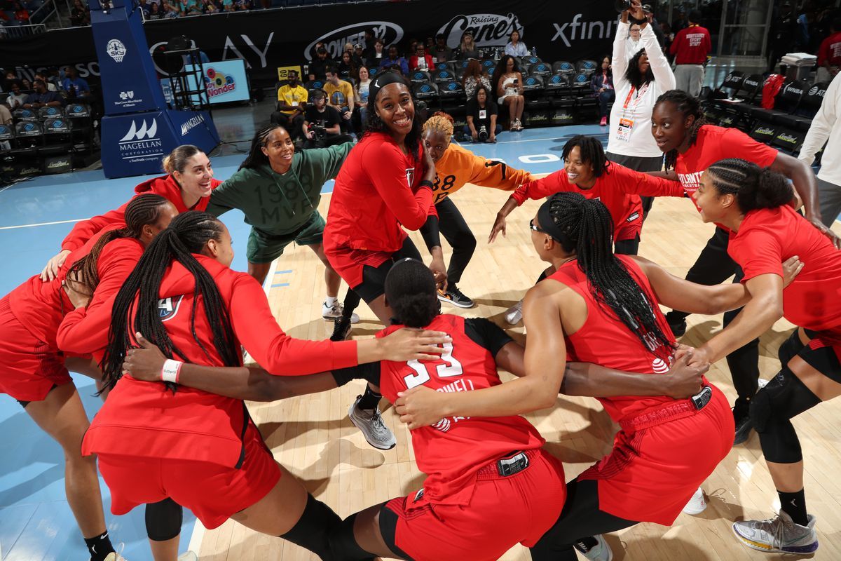 Atlanta Dream at Chicago Sky at Wintrust Arena