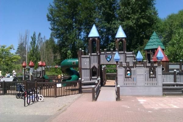 Woodlands Park Castle Playground Maintenance 2024