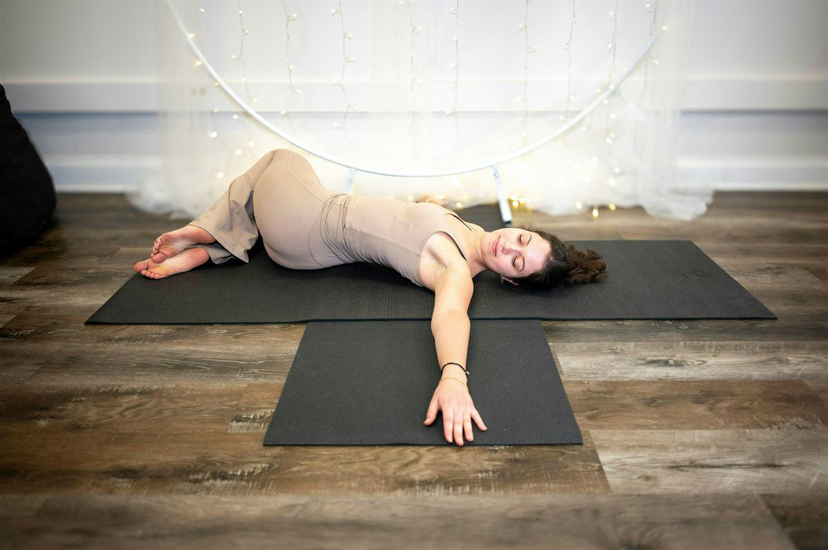 Winter Glow Photo 101 \u2014 Learn How to Capture Yoga Asana Photos