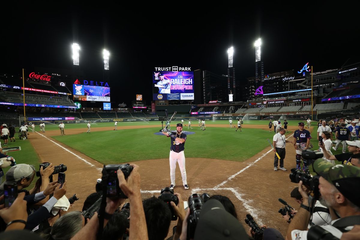 Parking California Golden Bears at Miami Hurricanes Womens Basketball