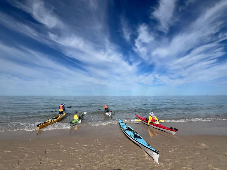 Sunday Morning Paddle at West Beach