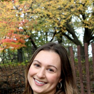 Molly Farrugia, LCAT