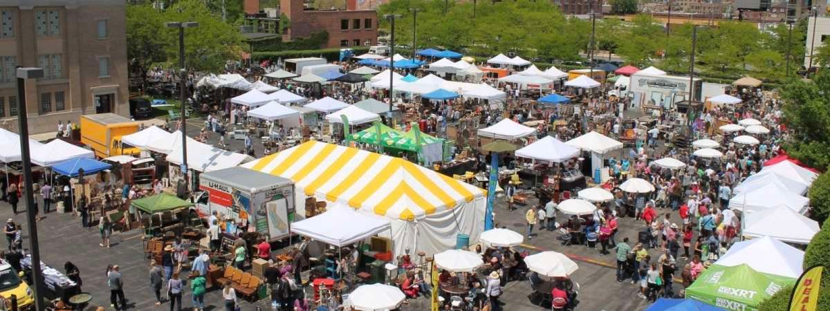 Randolph Street Holiday Market