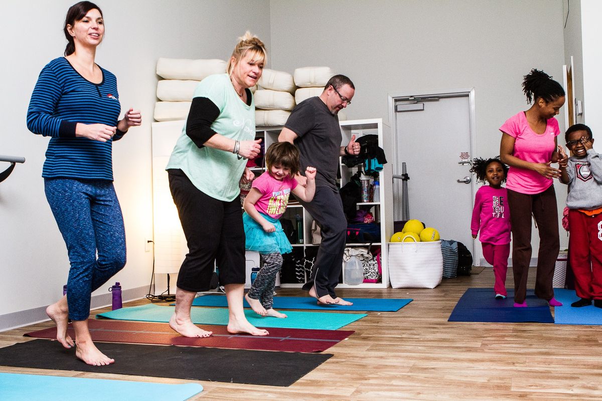 Free Kidding Around Yoga Family Class - Thousand Oaks, CA