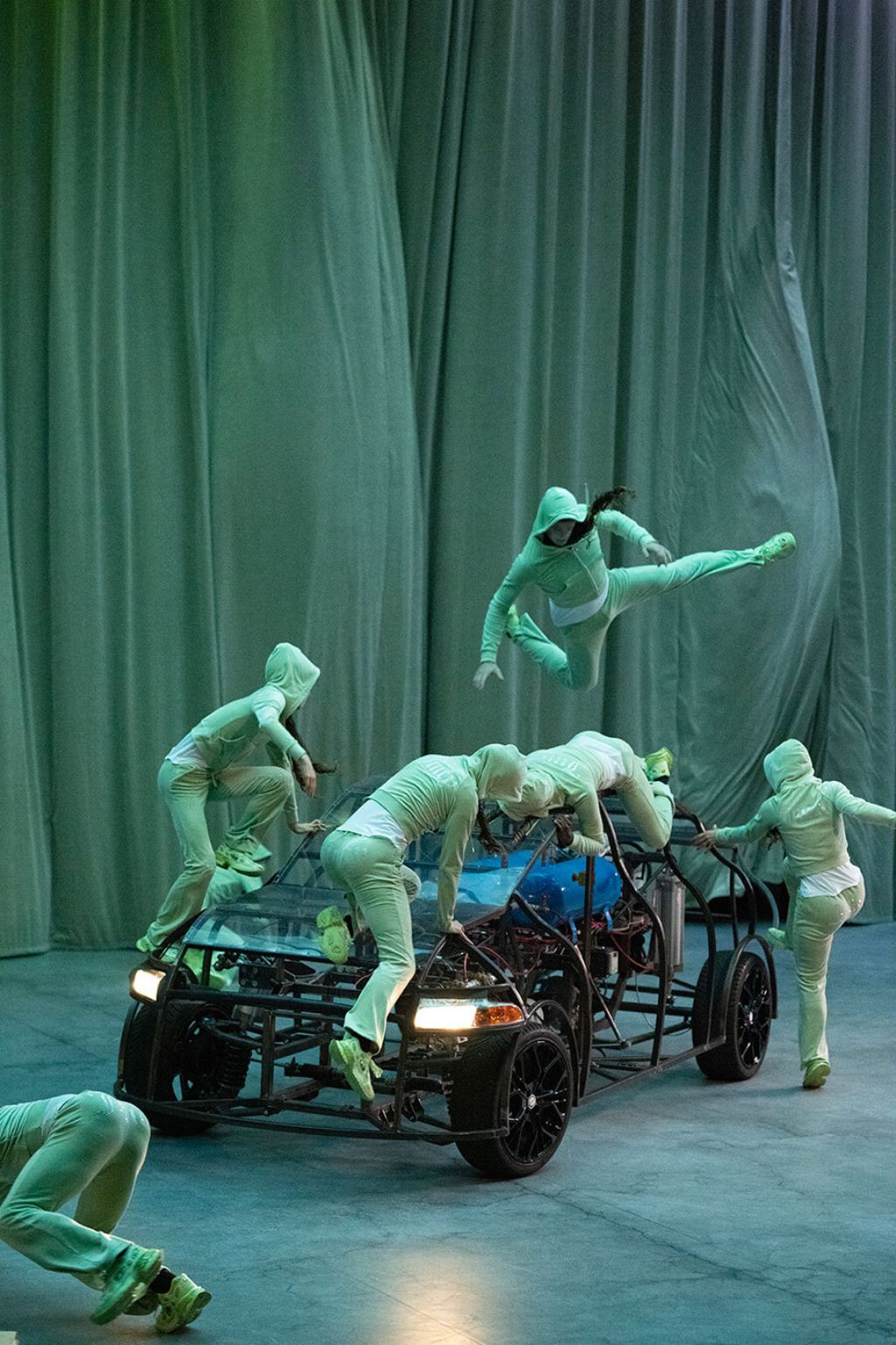 (LA)HORDE & Ballet National de Marseille: Age of Content