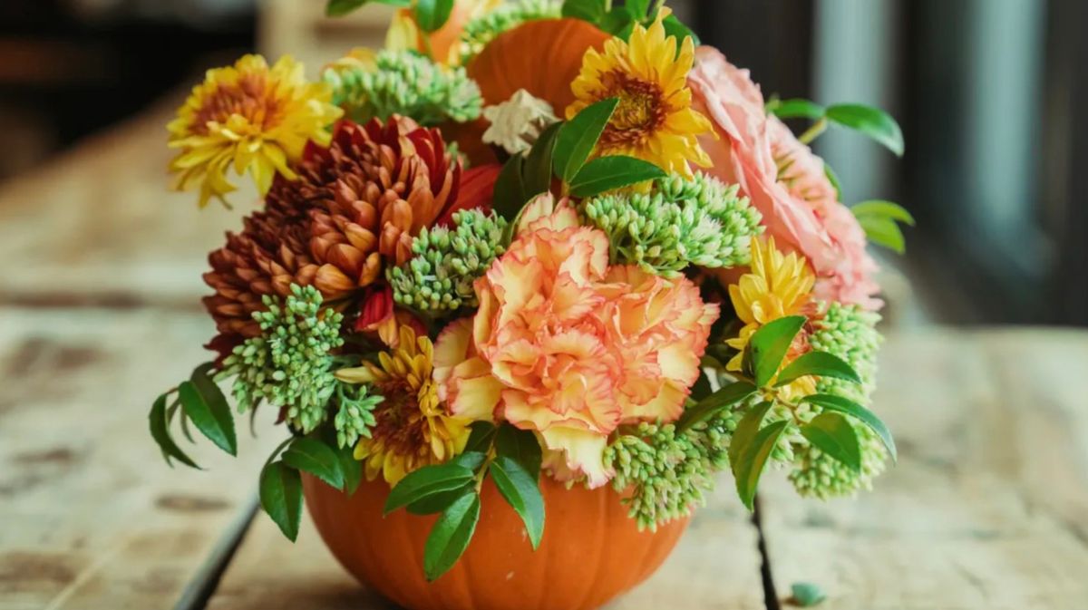 Thanksgiving Floral Pumpkin 