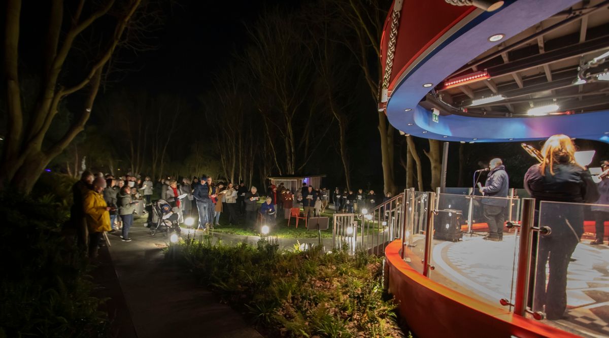 Community Carols in the Garden