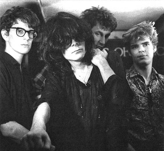 Via Underground especial Sisters of Mercy (sexta)