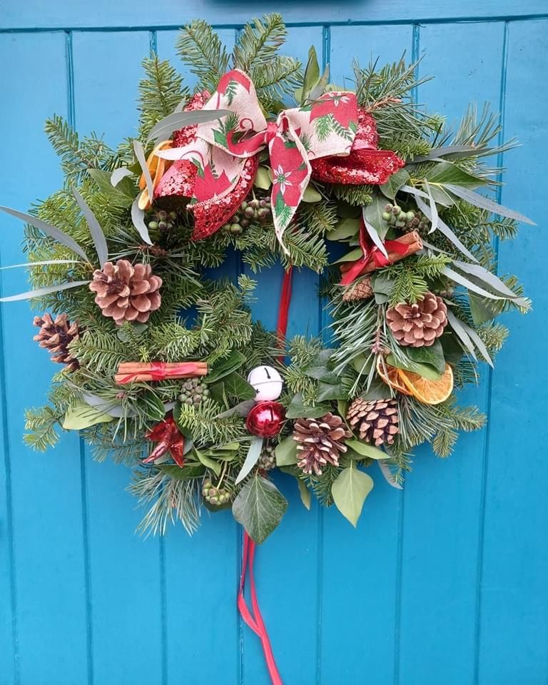 Christmas Wreath Session at the Saracen's Head 