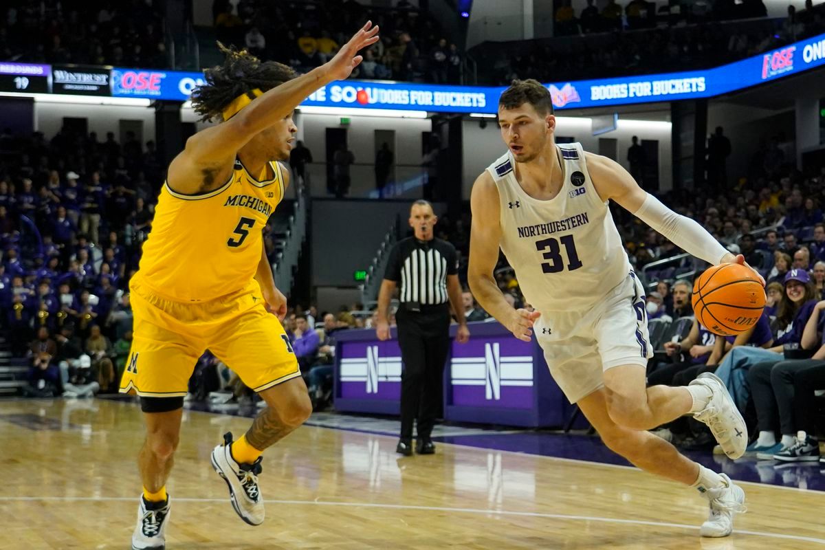 Northwestern Wildcats at Michigan Wolverines Mens Basketball