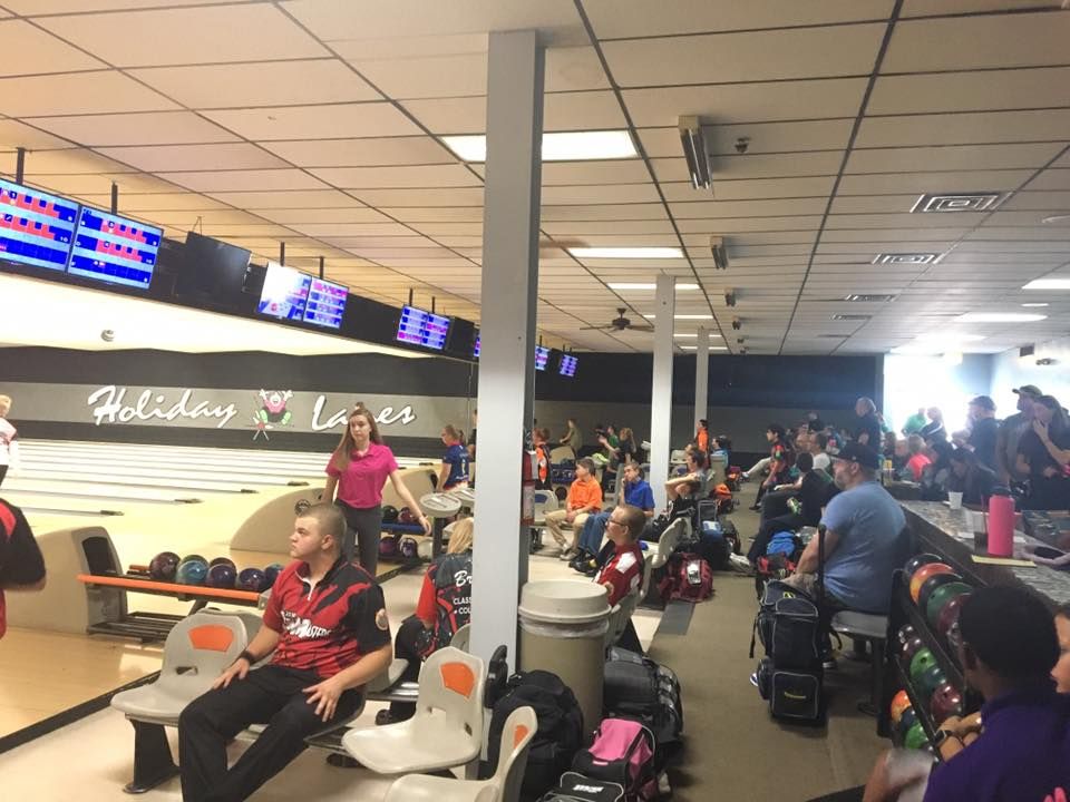 Tour Stop #4 - Holiday Lanes