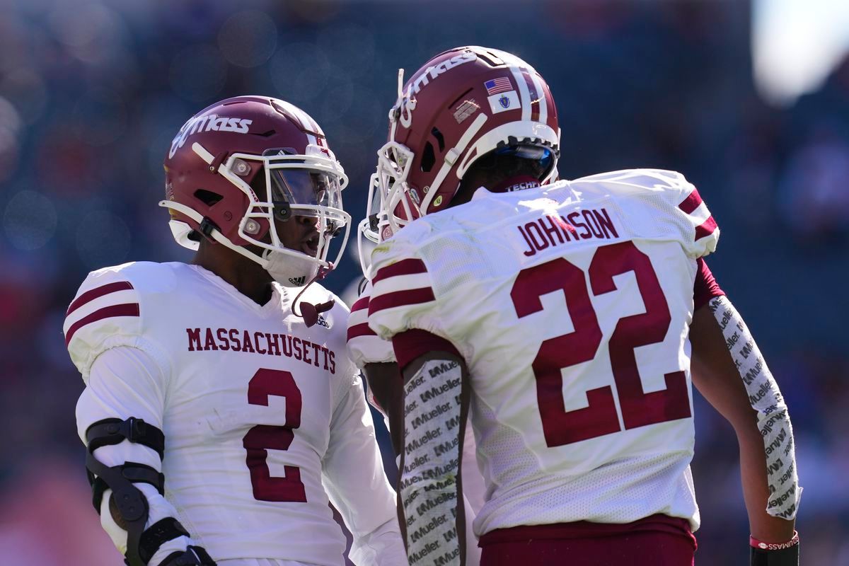 Missouri Tigers at UMass Minutemen Football