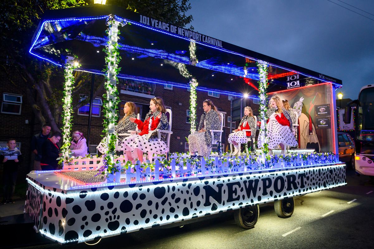 Newport Carnival Christmas Parade