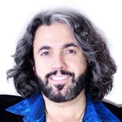 Bee Gees Gold Tribute Starring John Acosta as Barry Gibb