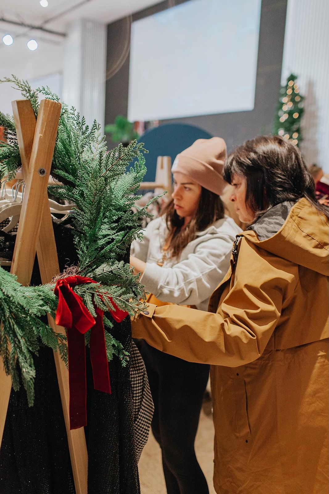 Sky Hangar Winter Market 