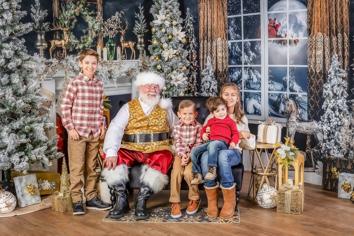 Ultimate Santa Experience @ Mary Gillespie Photography