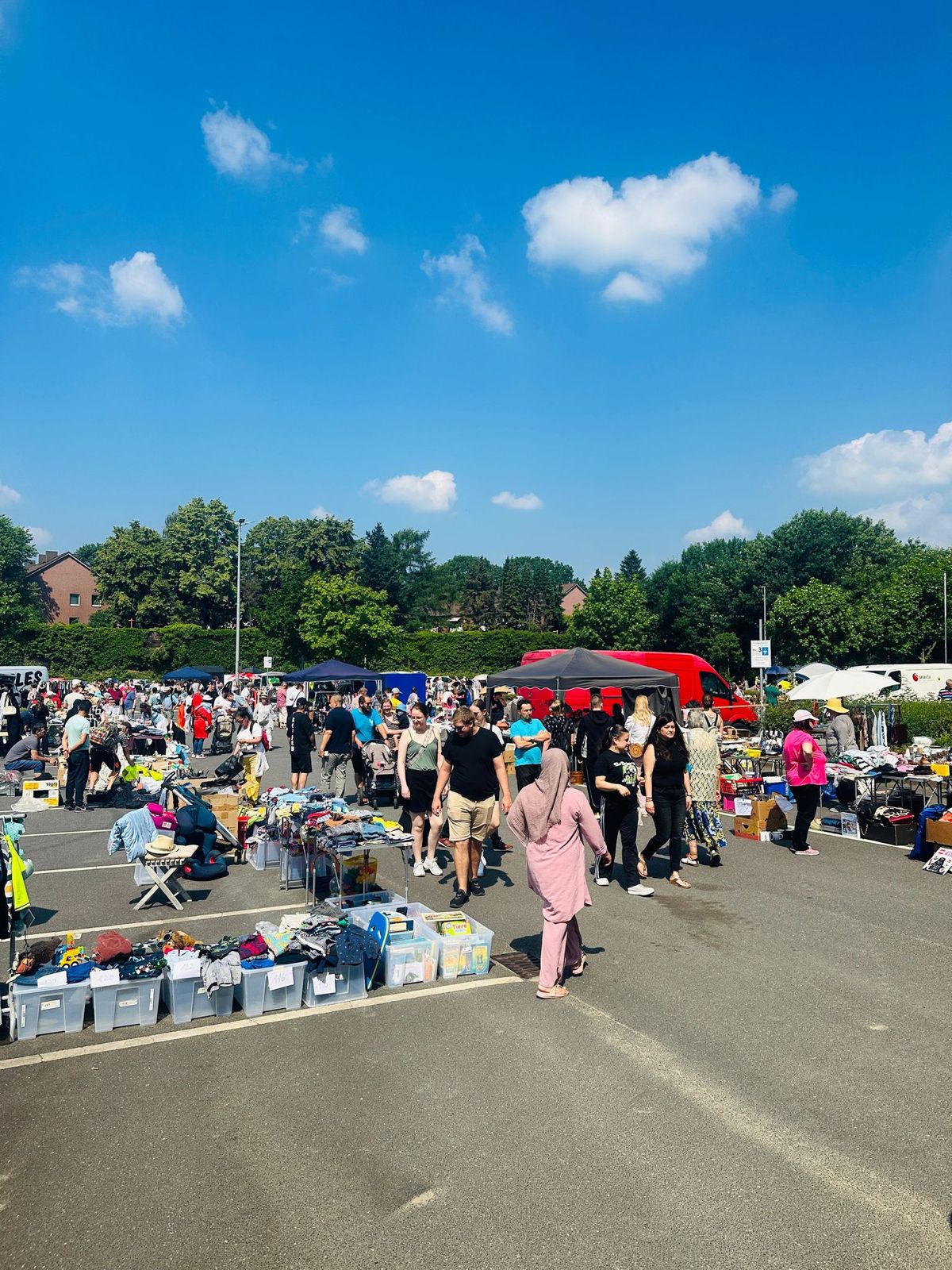 Flohmarkt EDEKA Center Struve HH-Eidelstedt