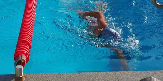 Mens swimming lessons for international students at Balga