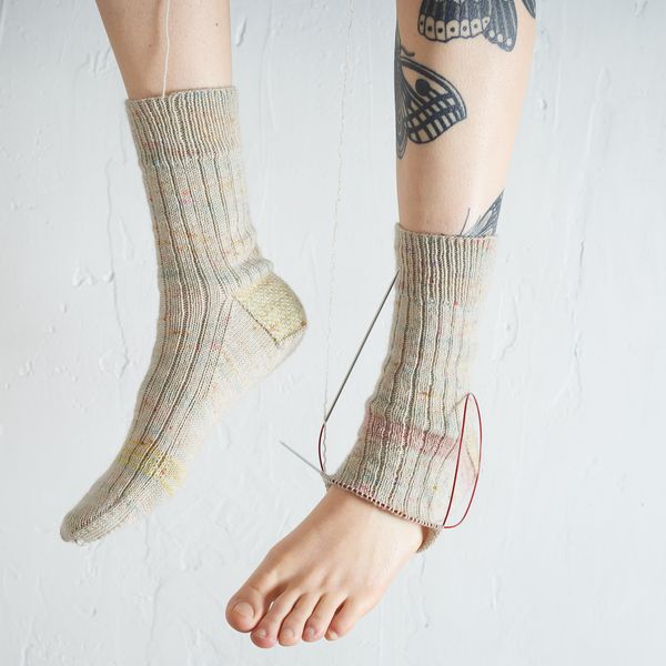 LET'S KNIT SOCKS!