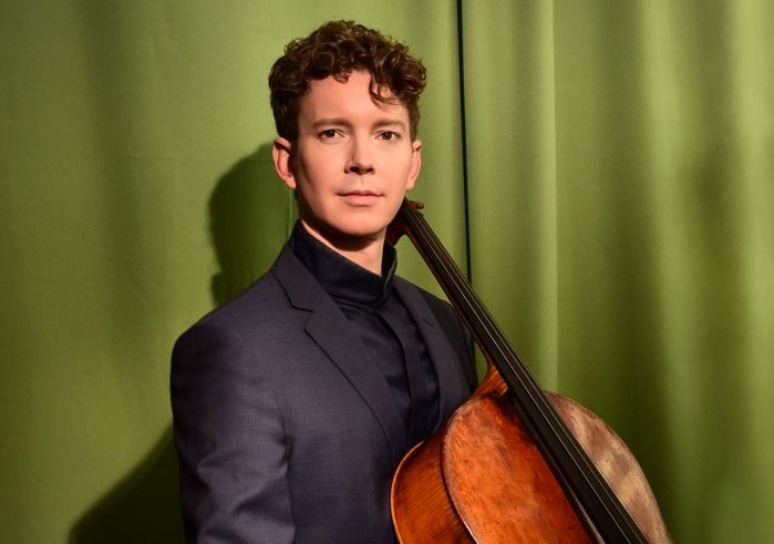 Pacific Symphony Plays Mozart, Barber's Adagio & Tchaikovsky With Joshua Roman, Cello