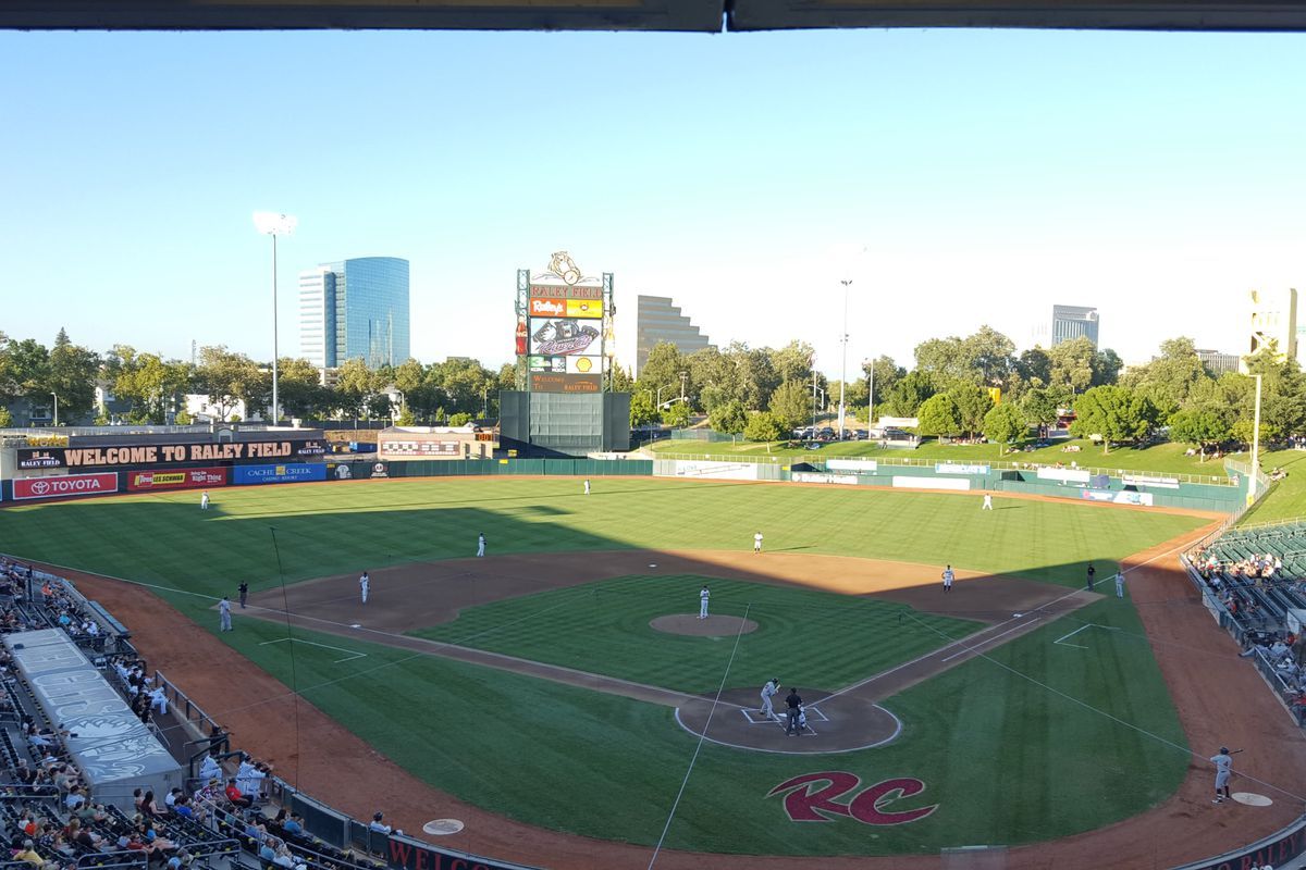 El Paso Chihuahuas at Sacramento River Cats