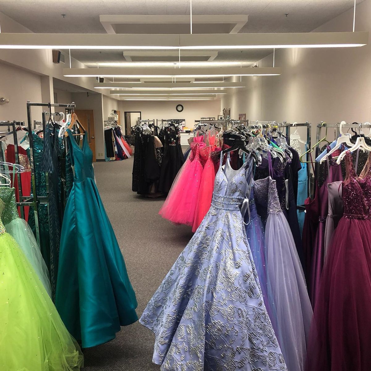 Drop Off - 6th Annual NBJWC Pop-Up Formalwear Boutique