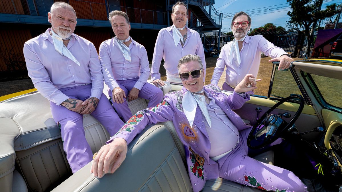 Me First and the Gimme Gimmes, the Briefs