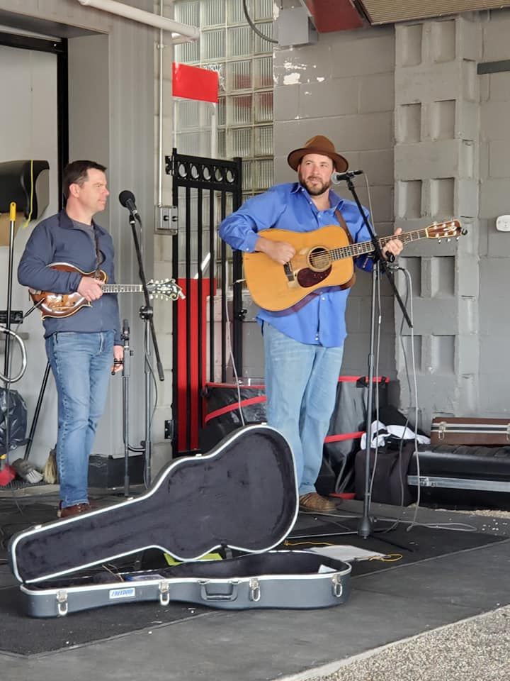 Wintergarten Music: Luke Gitchel