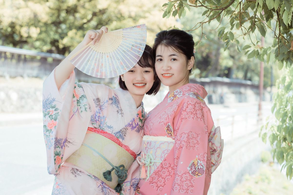 Yukata \u00f6lt\u00f6ztet\u00e9s a Jap\u00e1n Klubban!