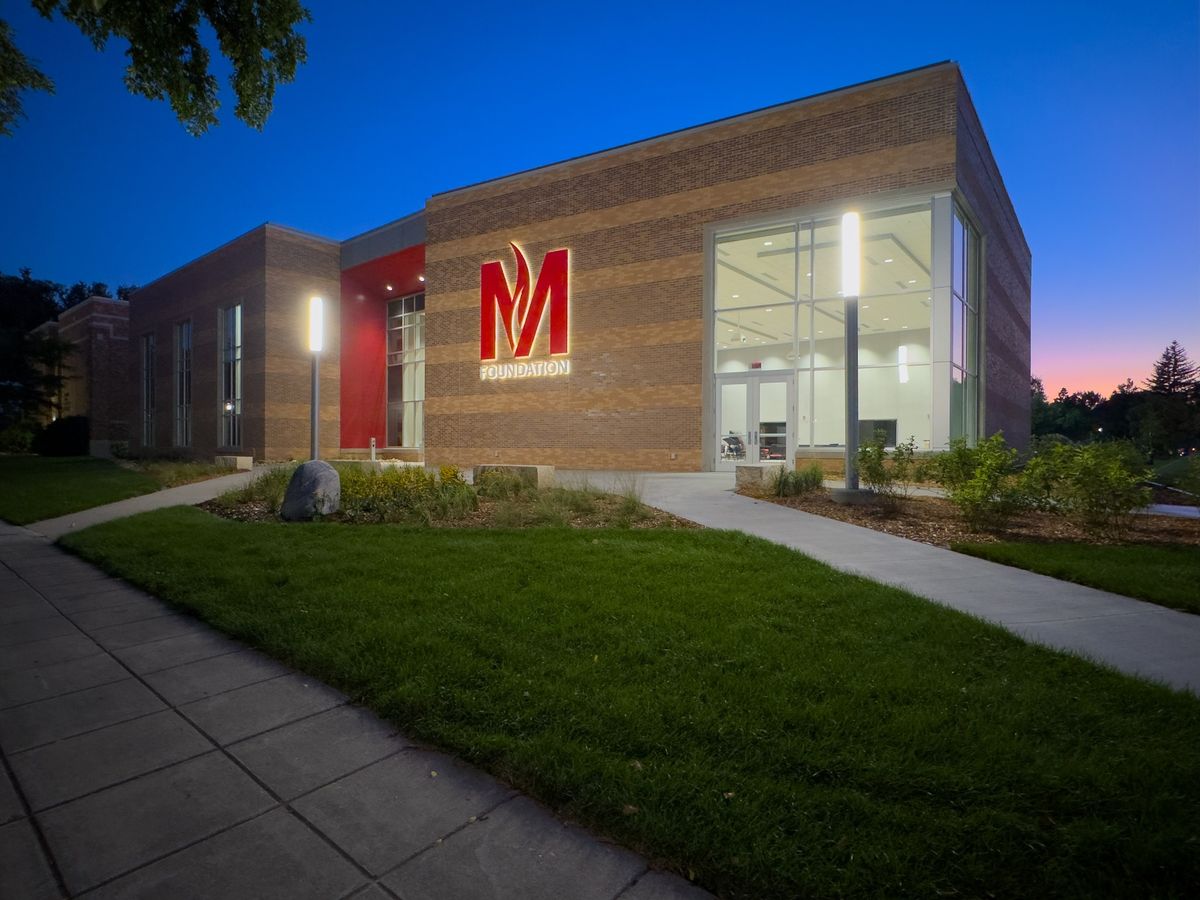 MSUM Alumni Center Ribbon Cutting