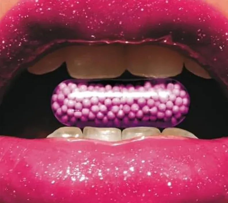 Valley of the Dolls \u2014 Jacqueline Susann