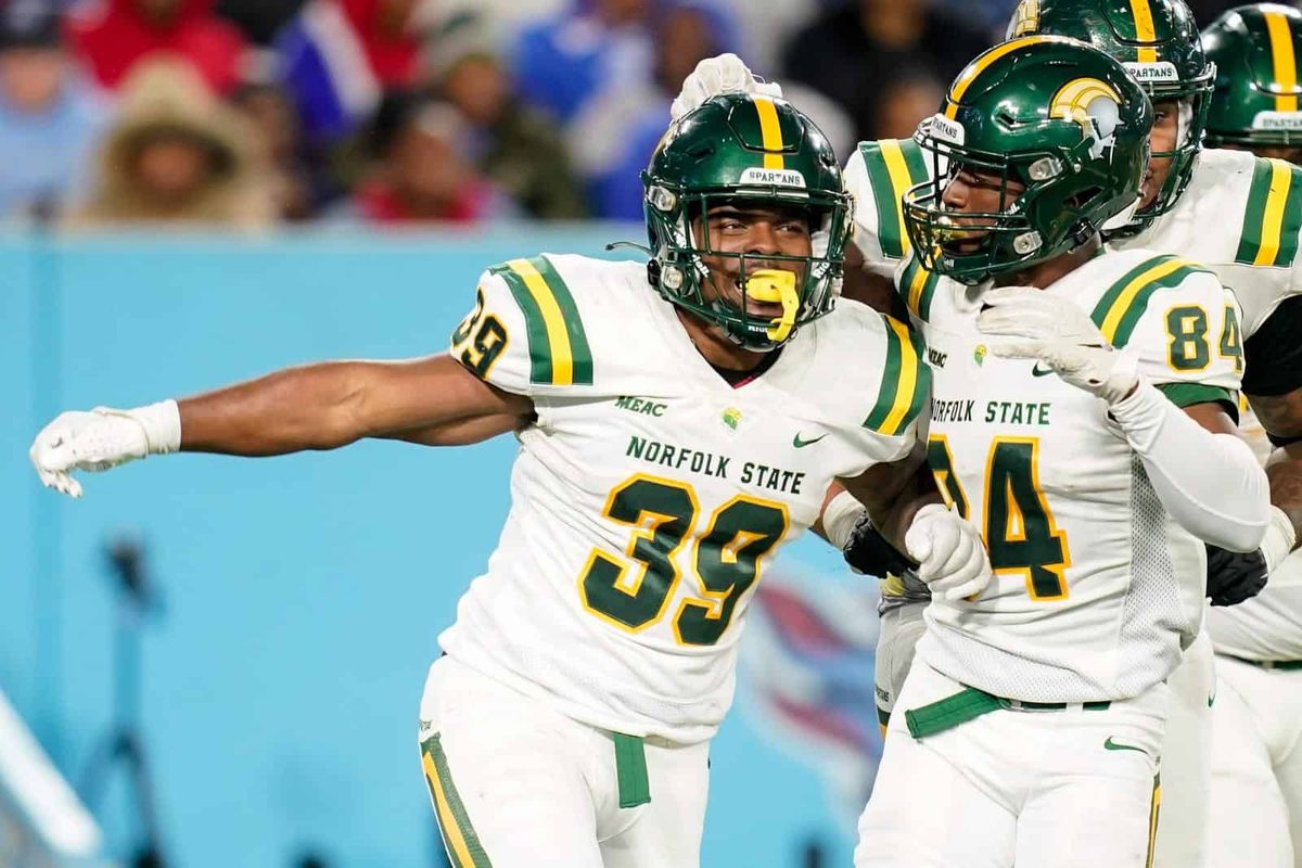 Wyoming Cowboys vs. Norfolk State Spartans