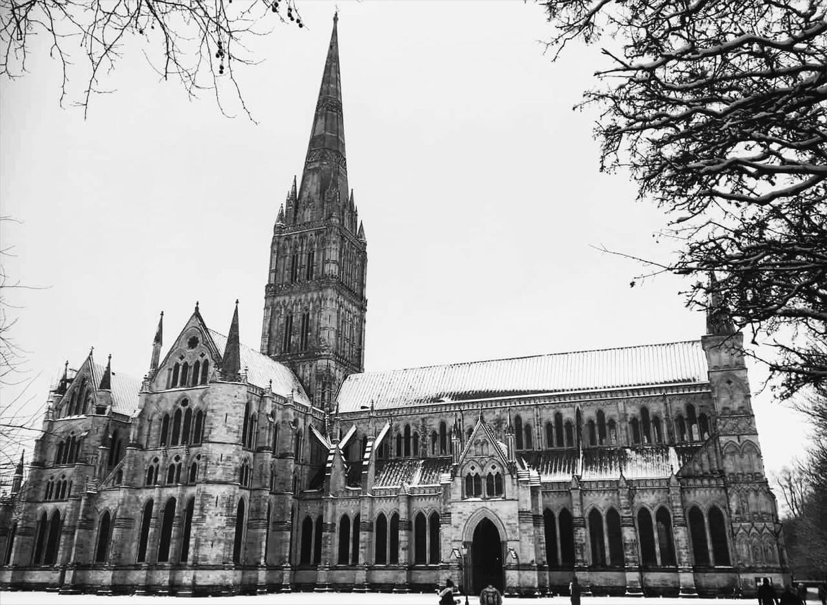 Salisbury Interactive Ghost Walk Wiltshire with Haunting Nights 