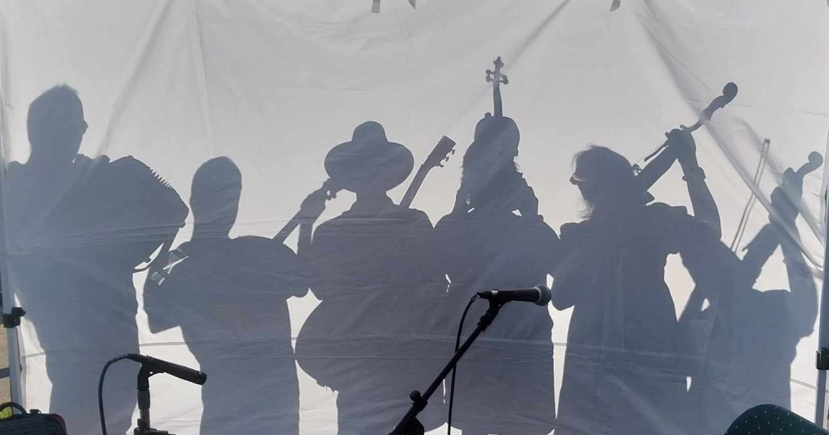 Live Irish Music at the Richmond Farmer's Market