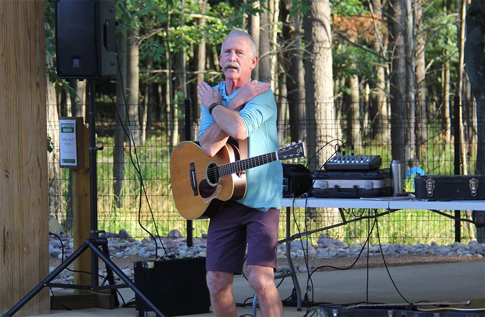 Music in the Woods: Tom Pease