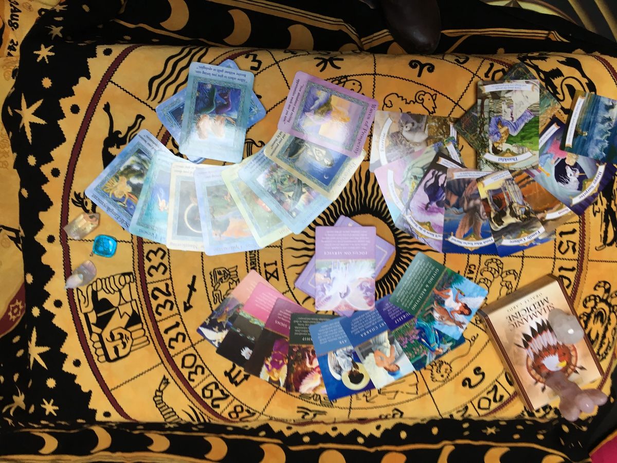 Certificated Oracle Card Reading Course