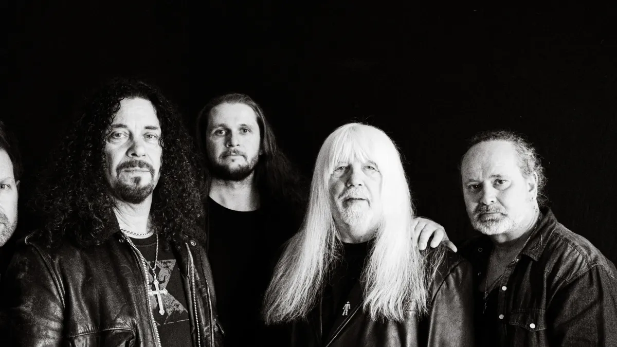 Sweet, Cam Cole in Torquay