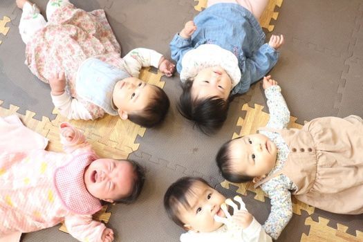 お洒落なカフェでベビーマッサージしてママも癒されちゃいましょう Pinイルソーレガオ Il Sole Gao Nerima 15 April 21