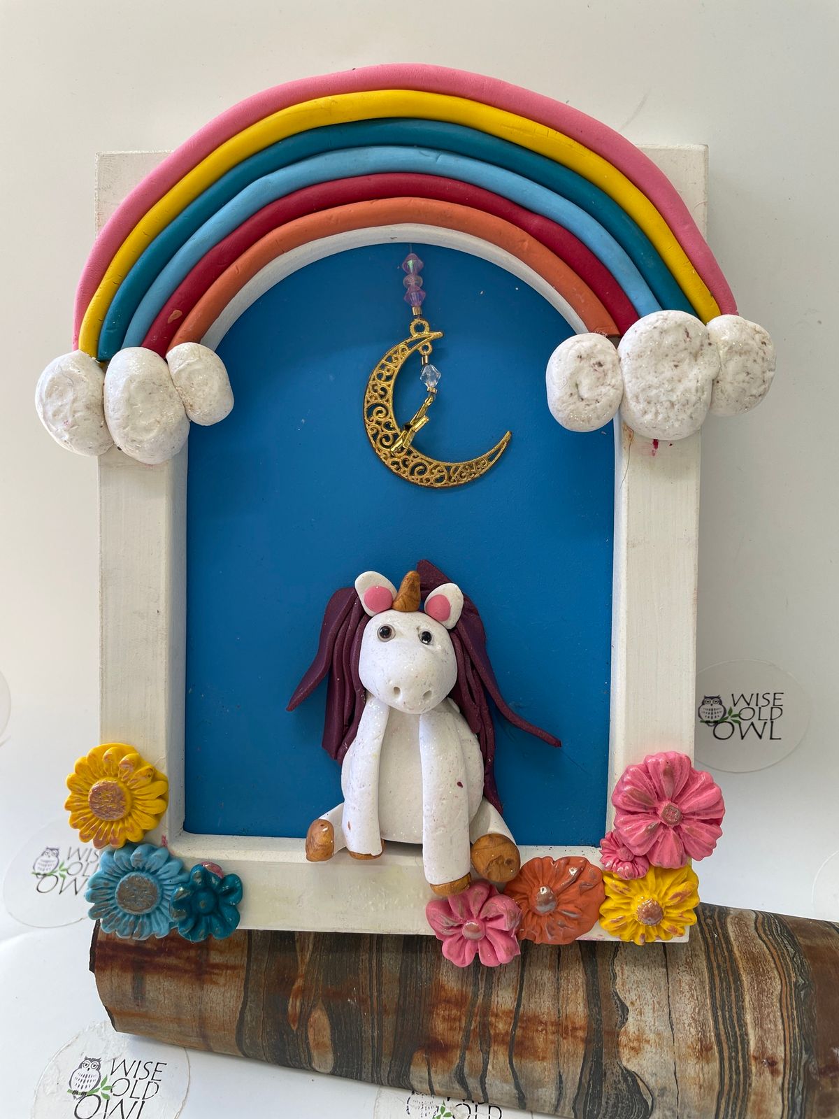 Holiday Program: Unicorn & Rainbows 