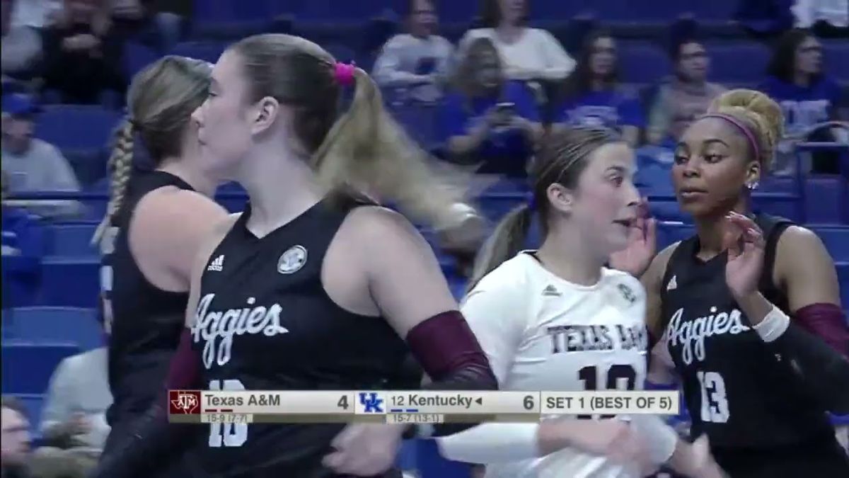 Texas A&M Aggies at Kentucky Wildcats Womens Volleyball