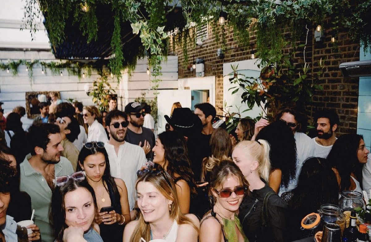 Rooftop alpine ski lodge singles party - (Islington) 21s+ 