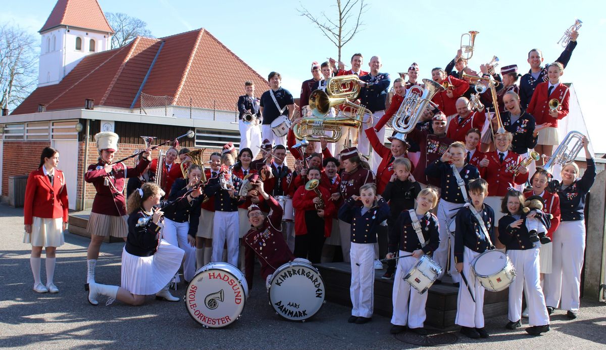 Koncert med Hadsund Skole-Orkester, Tordenskioldgarden og Kimbrergarden