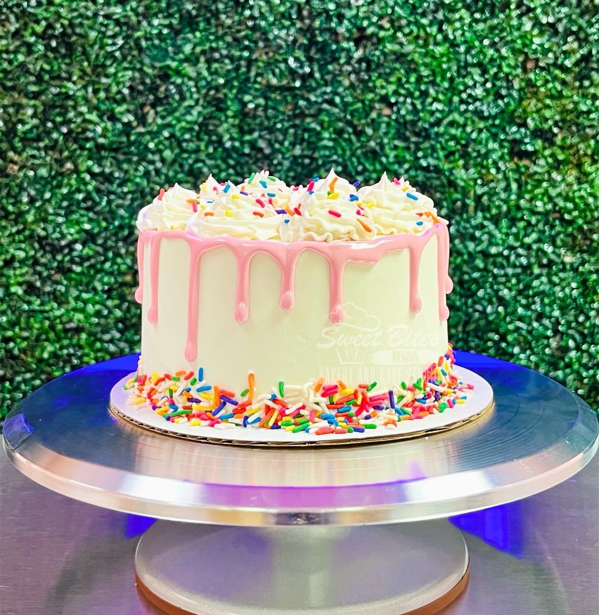 DIY Cake Class - Classic Drip Cake (Ages 13 & Up)