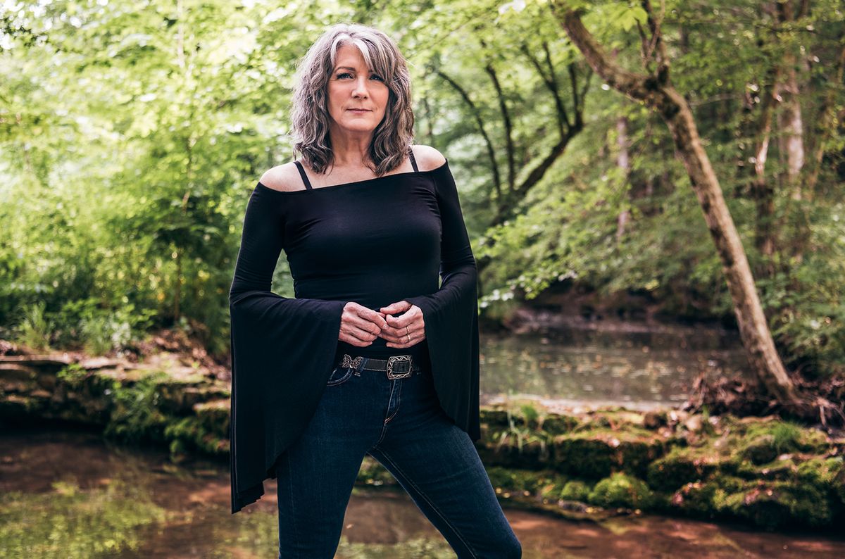 Kathy Mattea at Newton Theatre