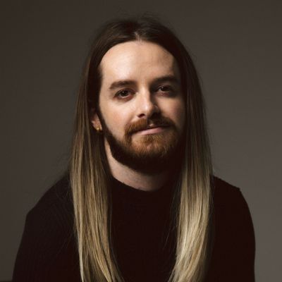 Ryan Taylor- Medium and Palmist