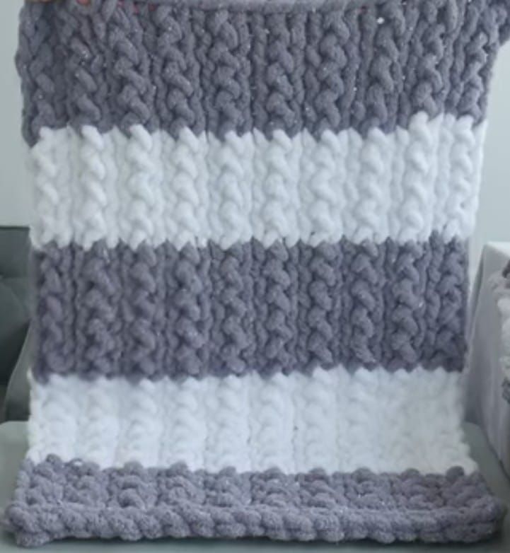 Chunky Blanket Workshop - Artistic Touch Boutique (Intermediate Level)